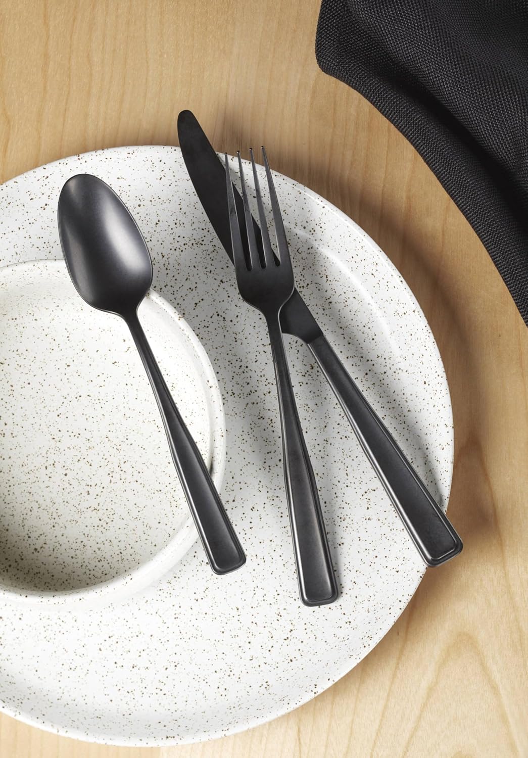 Oneida 896758 Reid Vintage Black Tumbled 20 Piece Flatware Set