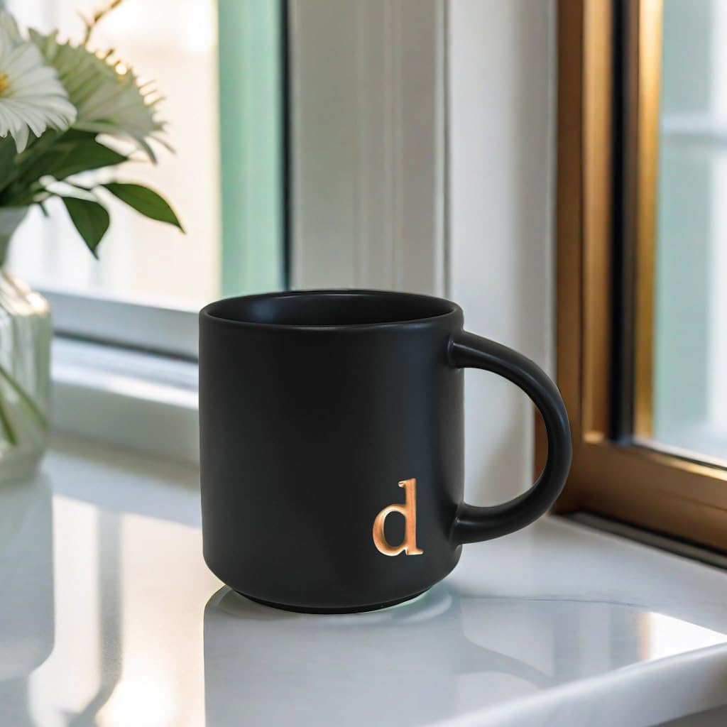 COLLECTIVE HOME - Black Monogram Ceramic Mugs, 15 oz Golden Initial Coffee Cups, Elegant Alphabet Tea Mugs, Personalized Halloween Mug with Gift Box, Perfect for Office and Home Décor (d)