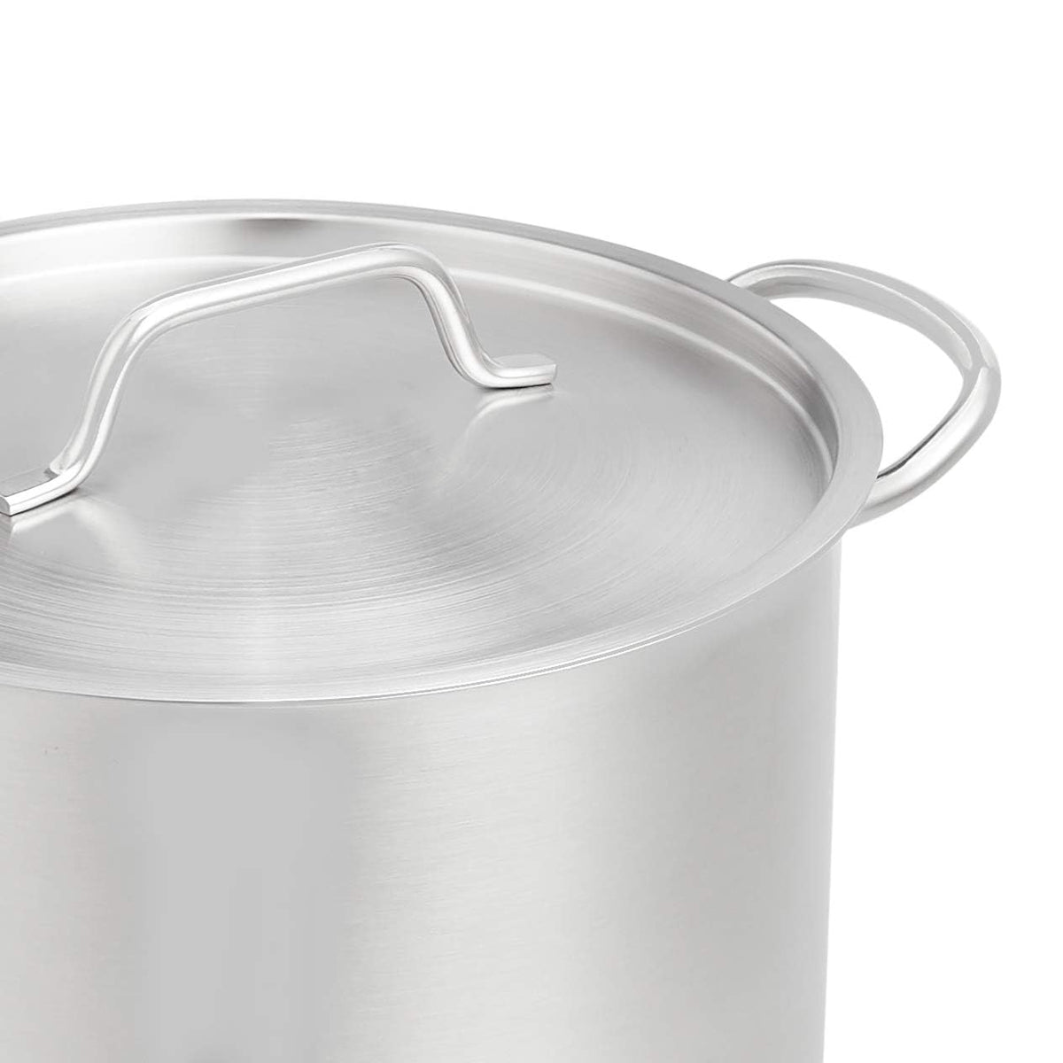 Amazon Basics 12 quarts Stainless Steel Aluminum-Clad Stock Pot with Cover (Previously AmazonCommercial brand)