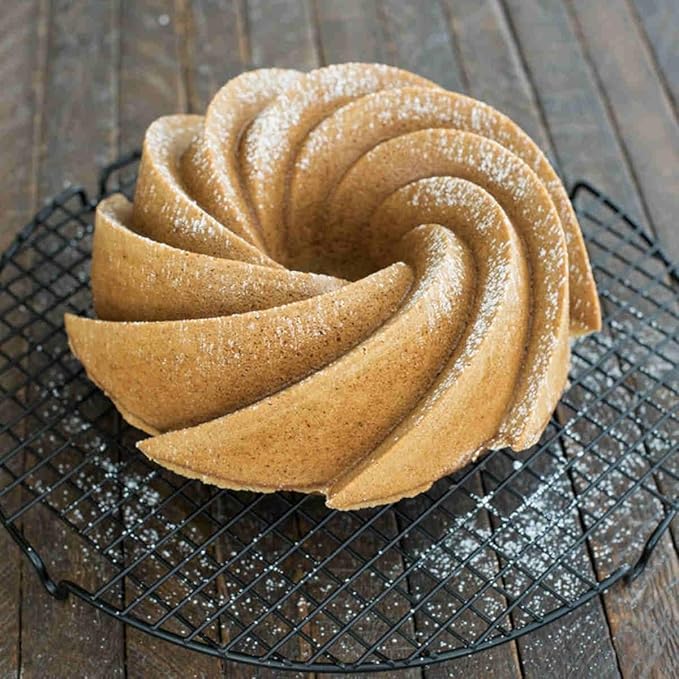Nordic Ware Heritage Bundt Pan, One, Gold