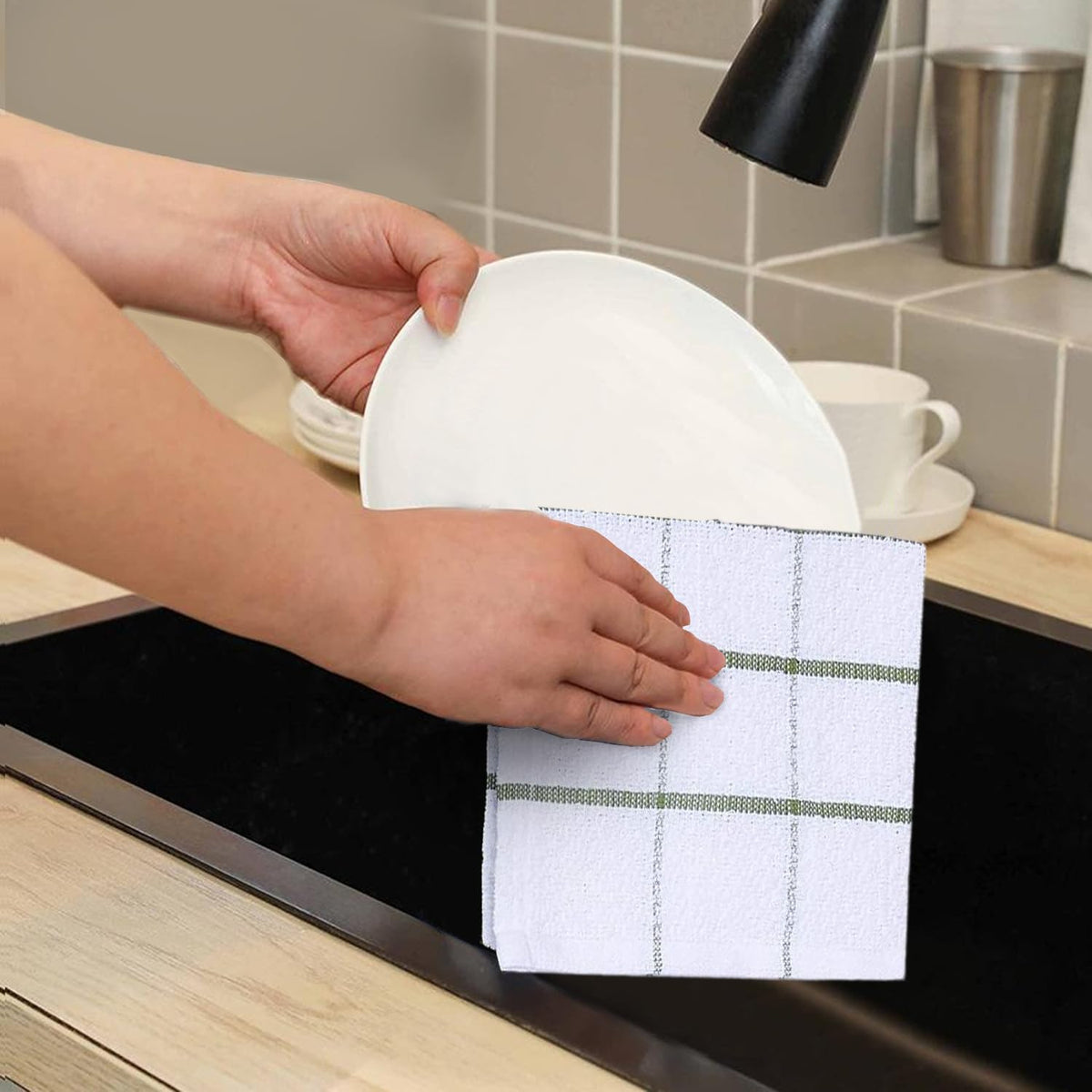 AMOUR INFINI Cotton Kitchen Dish Cloths Set of 8 – Highly Absorbent, Super Soft Premium Terry Cleaning Cloth (12"x12" Inch) Premium Dishcloths for Washing Dishes (Green)