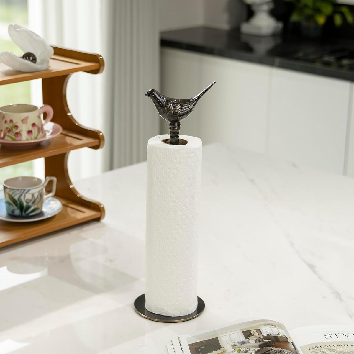 1 Luxurious Brass Paper Towel Holder countertop (Black)