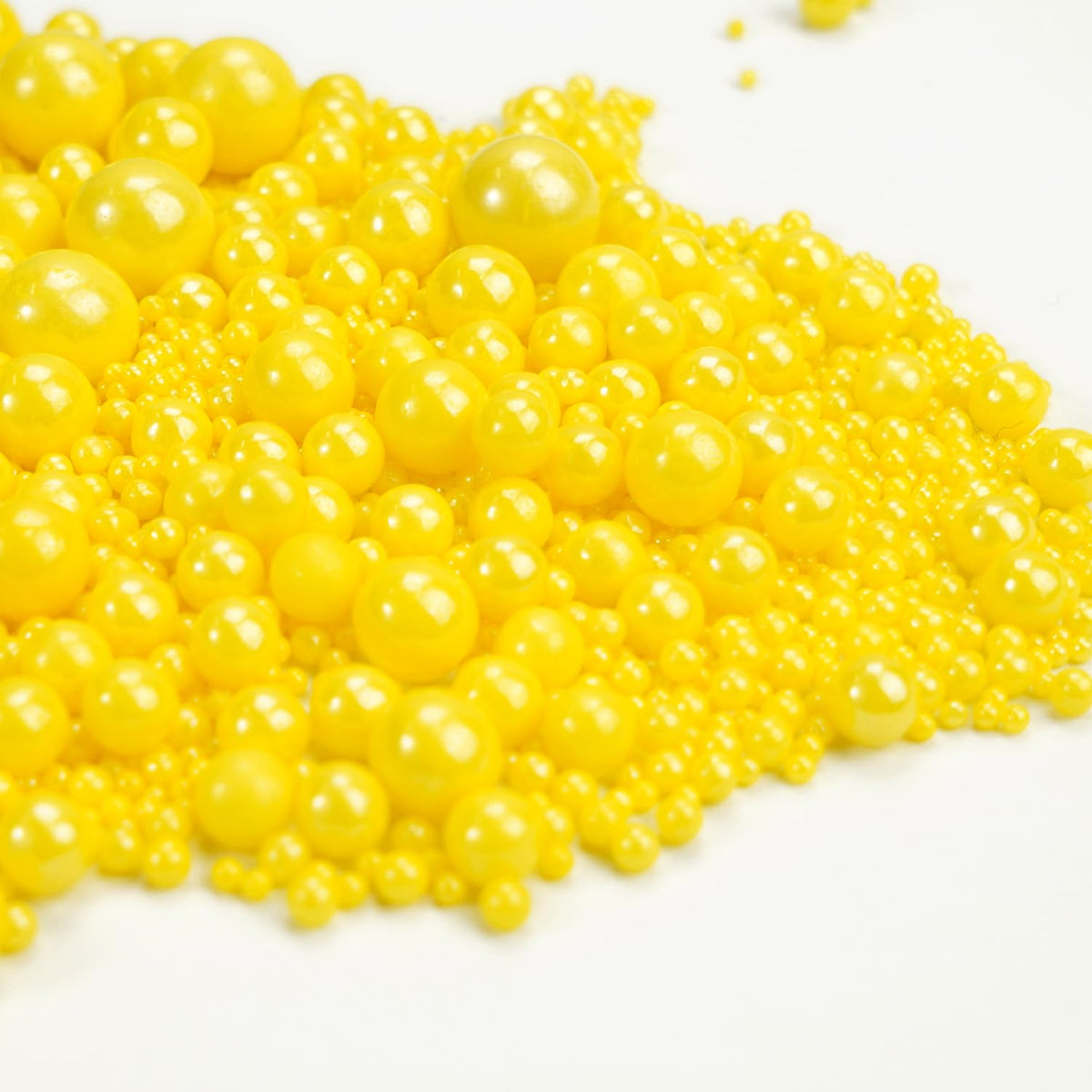 Dazzjoy Edible Pearls, Yellow Pearl Sugar Sprinkles, 130g/4.58oz, Yellow Ball Pearls for Cake Decorating, Cupcake Toppers, Edible Cake Decoration