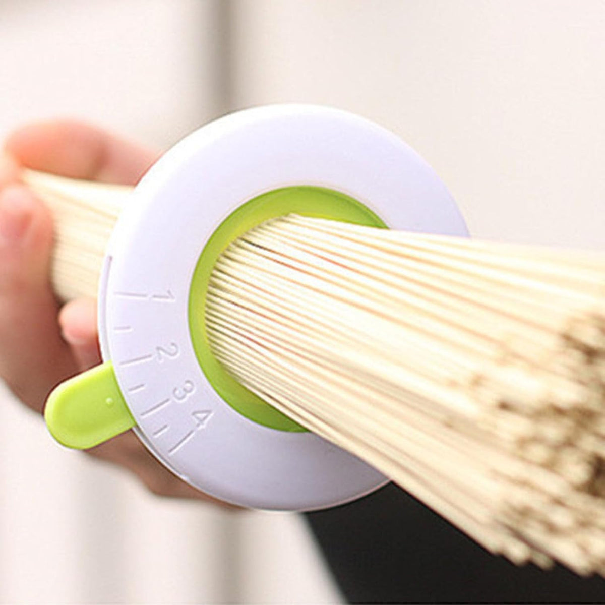 2 PCS Spaghetti Measuring Tools, Pasta Measuring Device, Kitchen Cookware with 4 Adjustable Scales to Control the Amount of Noodles
