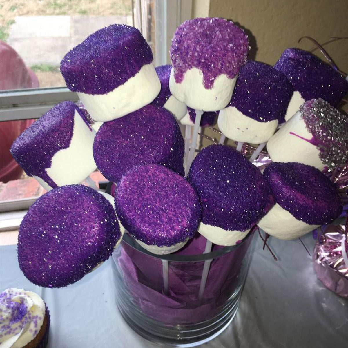 Purple Sanding Sugar for Baking Edible Sparkling Sugar Sprinkles Coarse Sugar Crystals for Valentine Cake Decoration Cookie Cupcake Topper Ice Cream Topping Supplies 150g/5.3oz