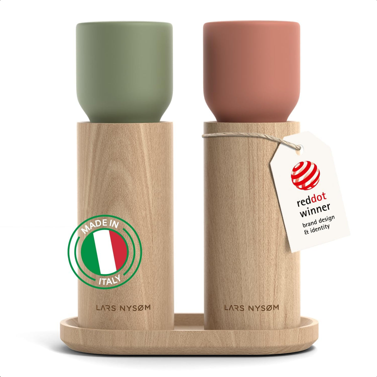LARS NYSØM Wooden Salt and Pepper Grinder Set Manual with Tray - Salt and Pepper Mills with Adjustable Ceramic Grinder - Elegant Beechwood Pepper and Salt Mill Set for Dining Table (Red/Green)