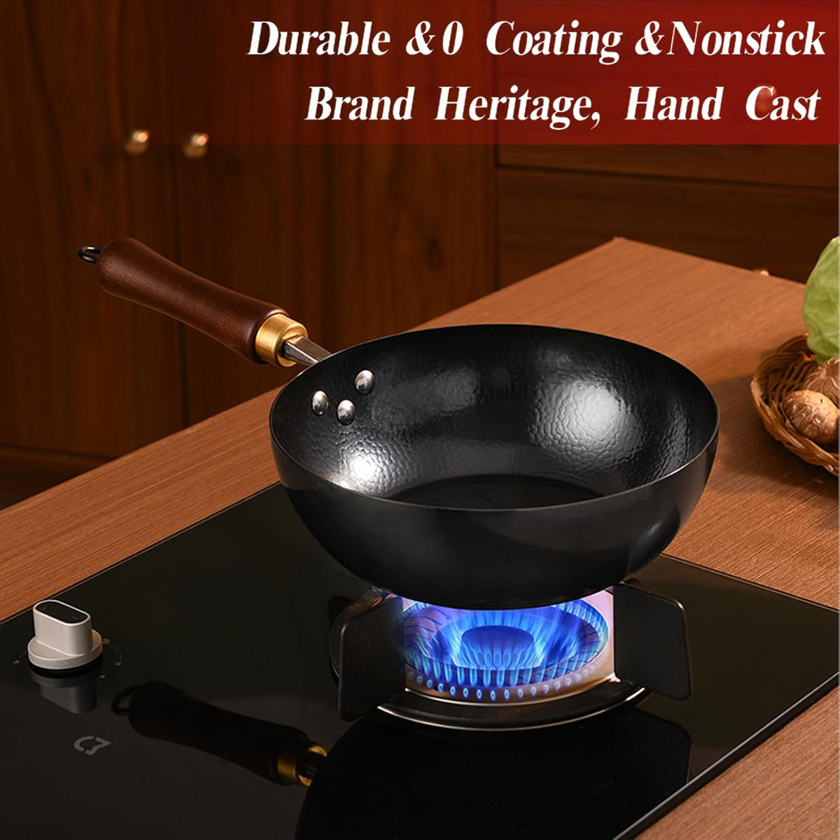 Carbon Steel Wok Pan, 10.2 “ Woks & Stir-Fry Pans with Wooden Lid Cookwares, Nonstick Wok, No Chemical Coated Flat Bottom Hand Hammered Chinese Wok For for Electric, Induction, for All Stoves
