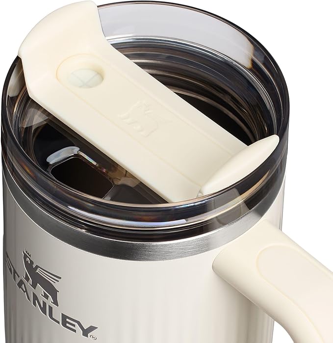STANLEY Quencher H2.0 Tumbler with Handle and Straw 30 oz | Flowstate 3-Position Lid | Cup Holder Compatible for Travel | Insulated Stainless Steel Cup | BPA-Free | Fluted Cream Gloss