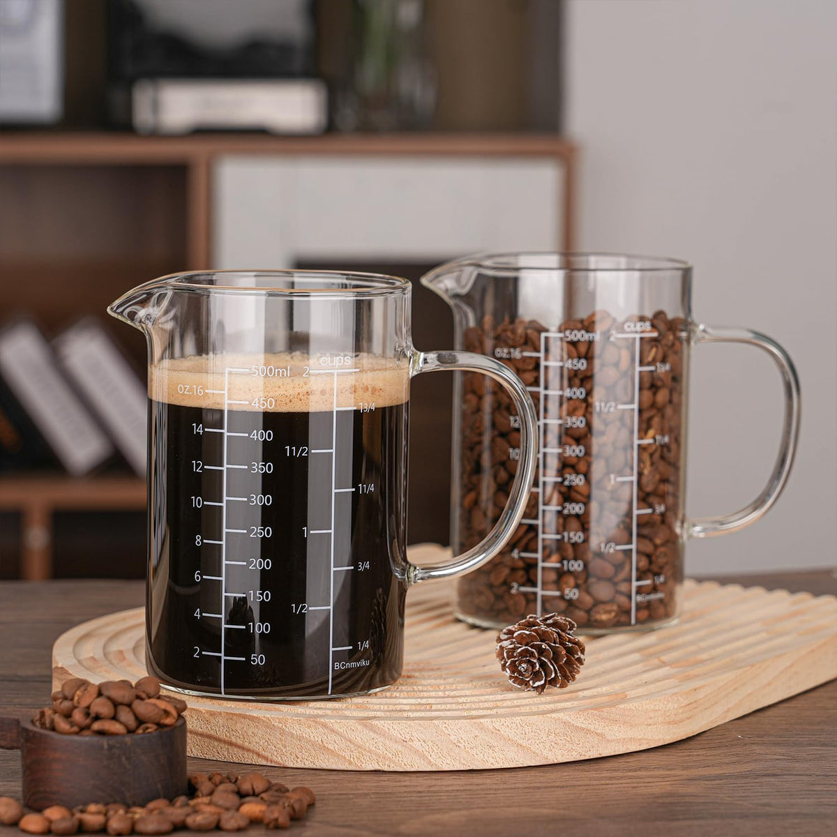 BCnmviku 500ML 2 CUP Glass Measuring Cup With Handle, High Borosilicate Glass Three Scales (OZ, Cup, ML/CC for Kitchen or Restaurant Easy To Read