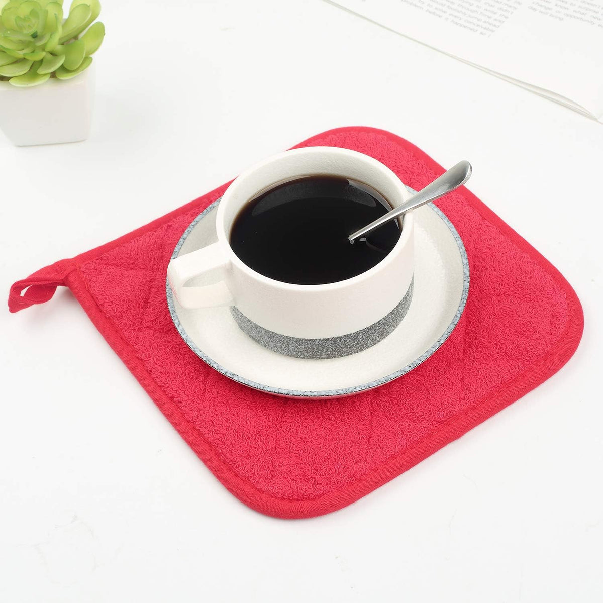 100% Cotton Kitchen Everyday Basic Terry Pot Holder Heat Resistant Coaster Potholder for Cooking and Baking Set of 5 Red