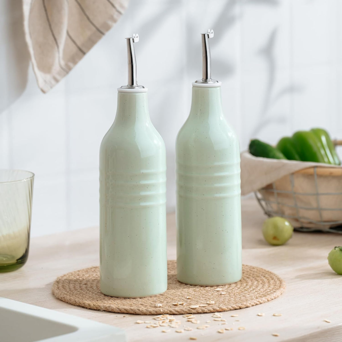 famiware Jupiter 16oz Ceramic Olive Oil Dispenser Bottle, Olive Oil and Vinegar Dispenser Bottle Set of 2 with Stainless Steel Pourers, Suitable for Storage Vinegar, Liquids, Light Green
