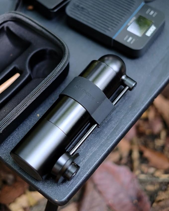 Normcore Manual Coffee Grinder V3, Hand Coffee Grinder with 46mm Contemporary Conical Burr, Internal Adjustable Setting, Double Bearing Positioning, Portable Coffee Grinder with Carrying Case