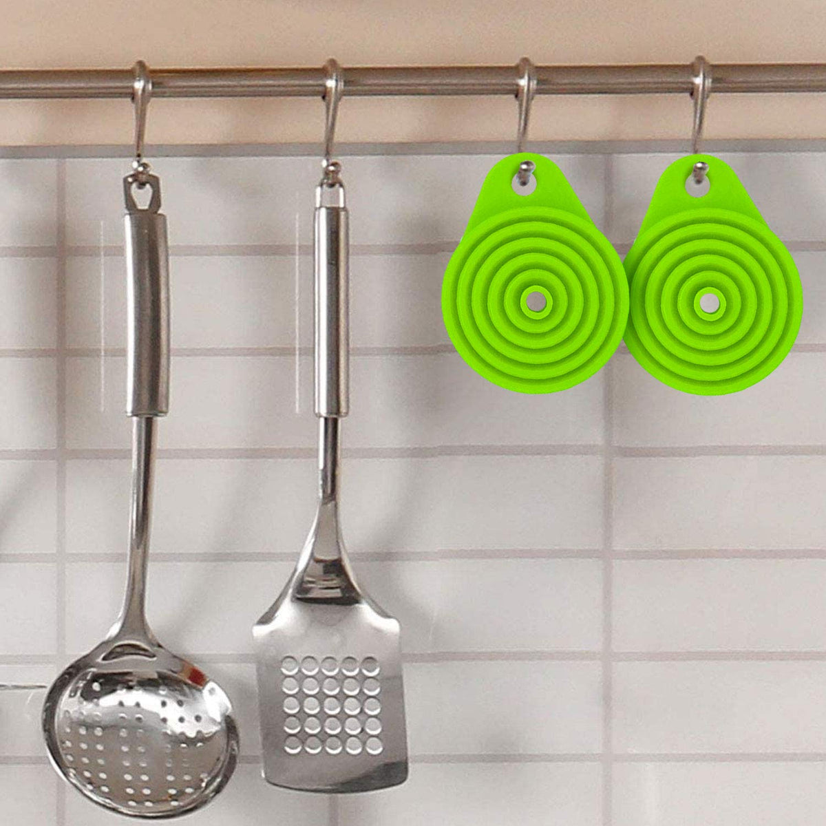 Funnels for Kitchen Use, Food Grade Silicone Collapsible Kitchen Funnel (Green)
