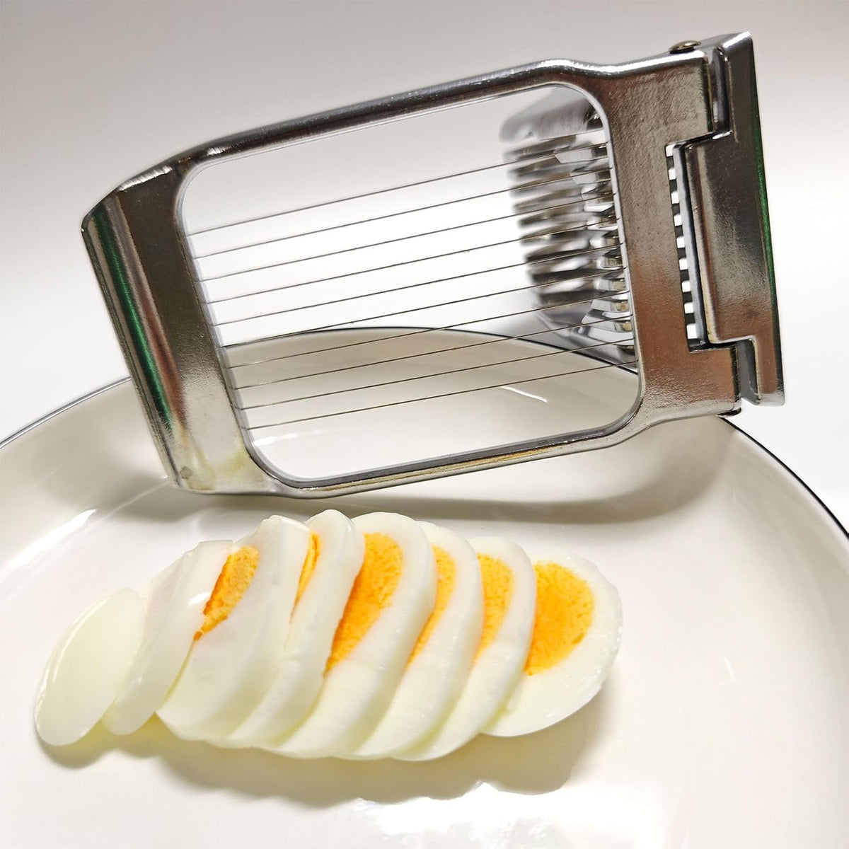 Egg Slicer for Hard Boiled Eggs Egg Cutter Strawberry Slicer Heavy Duty Aluminium Tomato Slicer Stainless Steel Wire Multipurpose Egg Slicer Dicer Fruit slicer for Kitchen and Dining