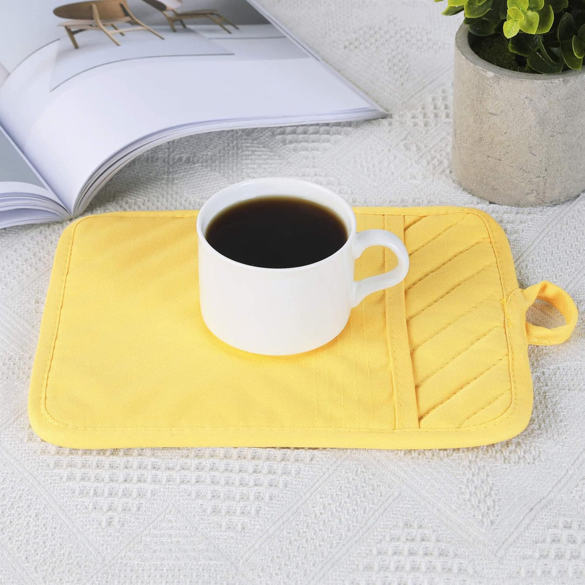 Anyi Pot Holders and Oven Mitts 7" X 9" Heat Resistant Cotton Pocket Pot Holder Set Feature of Non Slip Kitchen Hot Pad Oven Mitts, 3-Pack (Aspen Gold)