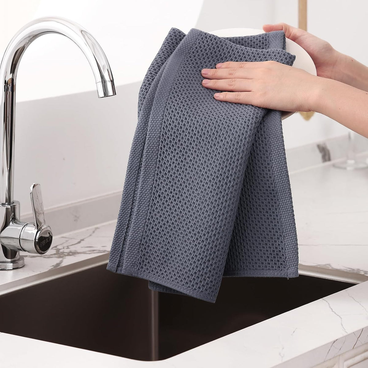 Homaxy 100% Cotton Oversized Waffle Weave Kitchen Dish Towels, Ultra Soft Absorbent Quick Drying Cleaning Towel, 20 x 28 Inches, 6-Pack, Dark Grey