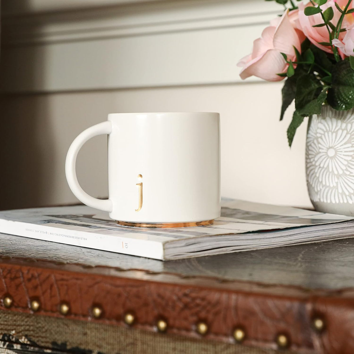 COLLECTIVE HOME - Monogram Ceramic Mugs, 15 oz Golden Initial Coffee Cups, Elegant Alphabet Tea Mugs, Elegant Personalized Mug with Gift Box, Luxurious Cups for Office and Home (j)