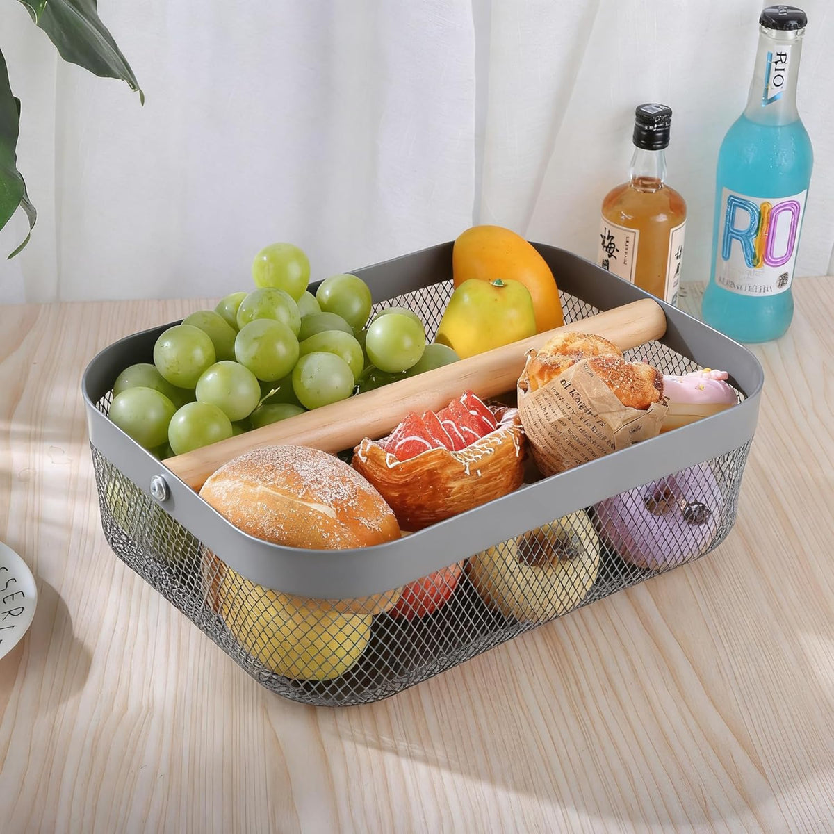 Metal Mesh Steel Storage Basket, Garden Harvest Wire Organizer Basket Multi-functional Kitchen Fruit Basket with Wooden Removable Partition & Handle for Bathroom Picnic Decor Cabinet, Grey