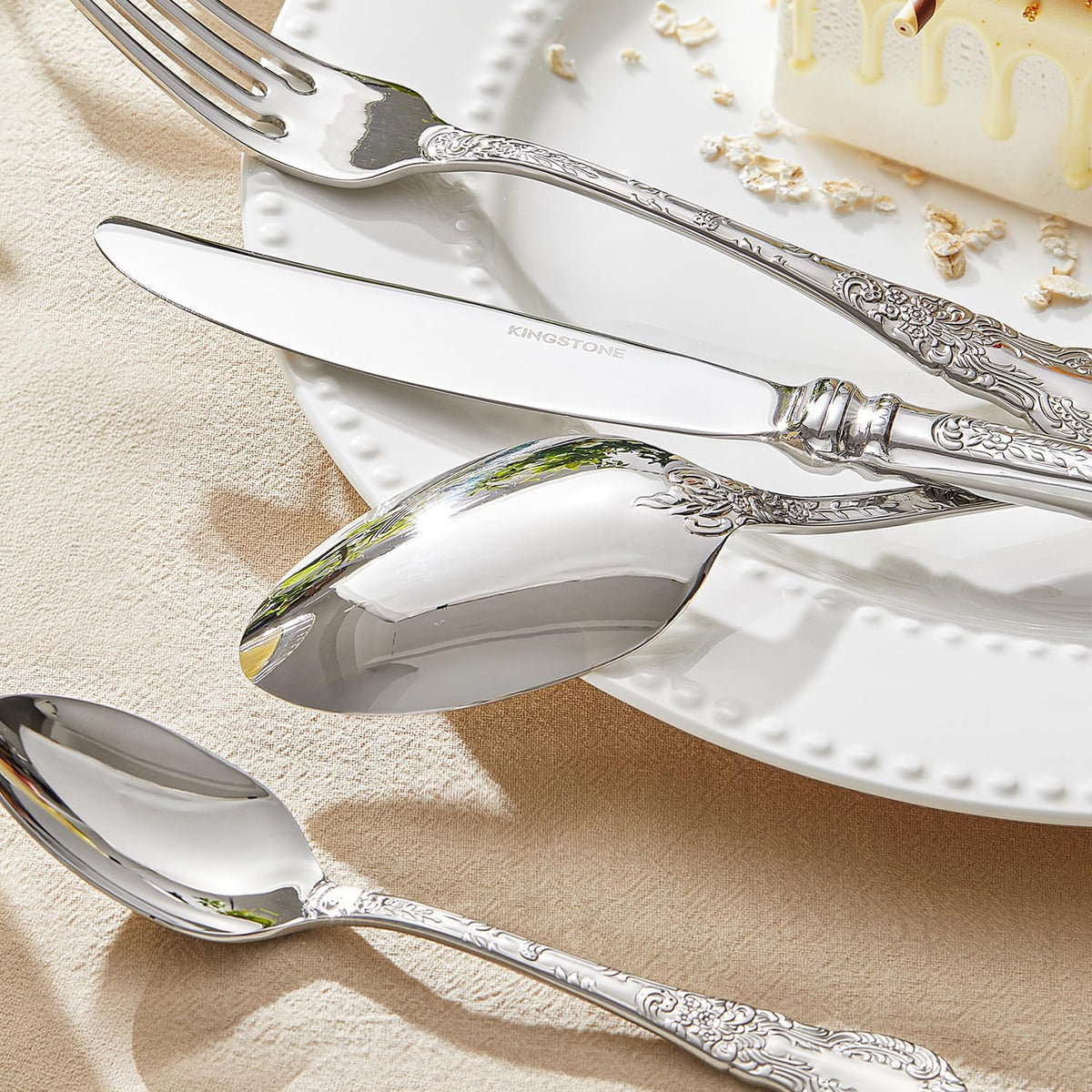 KINGSTONE Vintage Carved Silverware Set, 20-Piece 18/10 Stainless Steel Flatware Cutlery Set with Retro Royal Thick Handle, Tableware Utensils for Home, Restaurant, party, Wedding, Dishwasher Safe