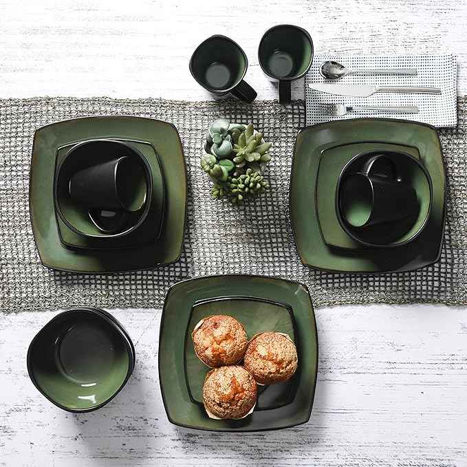 Gibson Elite Soho Lounge 16 Piece Dinnerware Set, Green