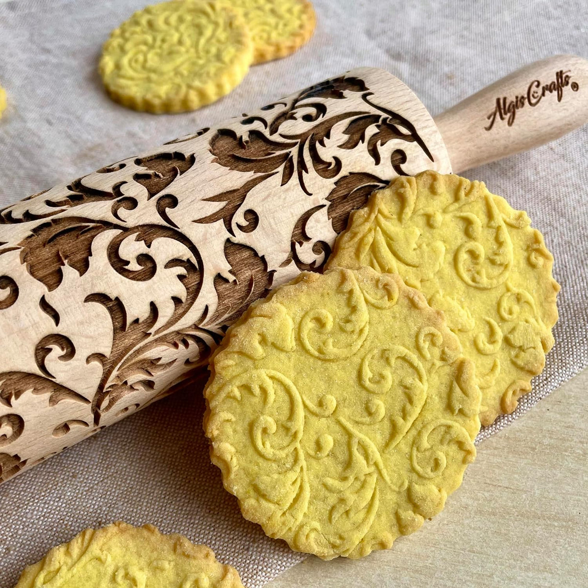 Rolling Pin ROYAL Wooden Engraved Rolling Pin With Classic Flowers Embossed Cookies Birthday gift Gift for mother Bridal shower